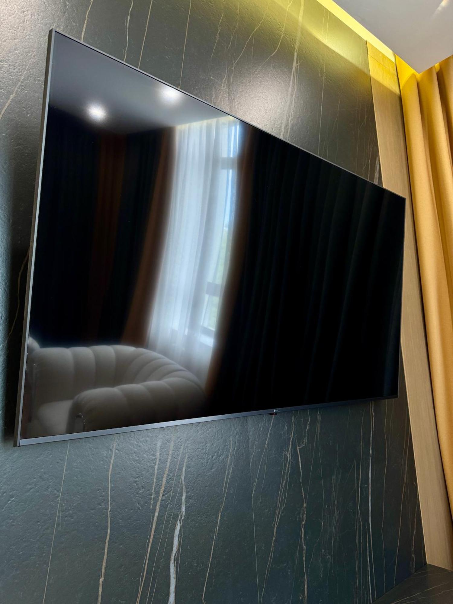 אלמטי Donatello Boutique Hotel מראה חיצוני תמונה
